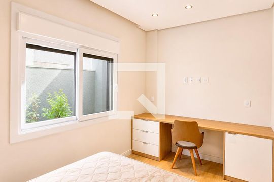 Quarto 3 de casa de condomínio para alugar com 4 quartos, 274m² em Centro, Gravataí