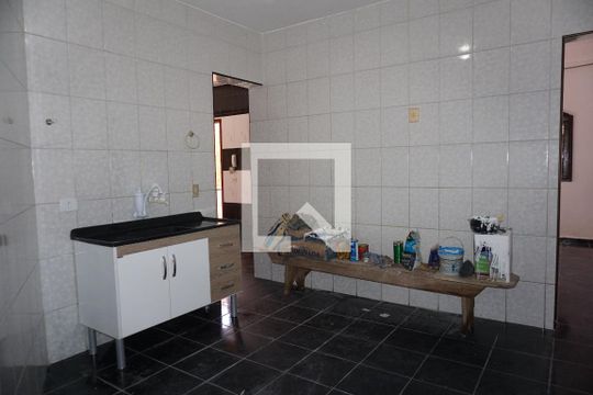 Cozinha de casa para alugar com 1 quarto, 60m² em Jardim Altos do Taboao, Embu das Artes