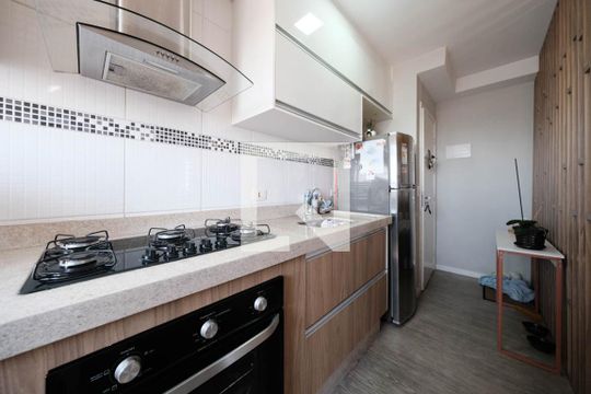 Sala/Cozinha de apartamento à venda com 2 quartos, 40m² em Vila Nhocuné, São Paulo