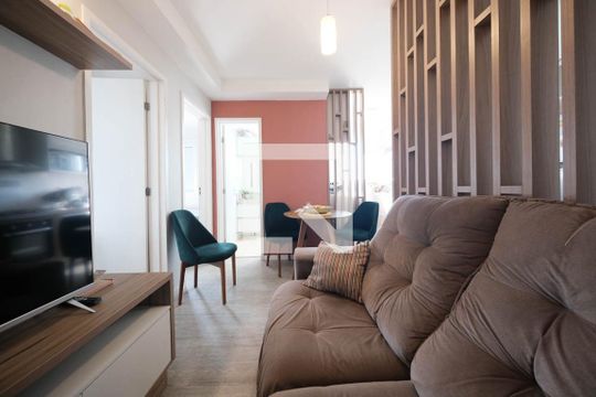 Sala/Cozinha de apartamento à venda com 2 quartos, 40m² em Vila Nhocuné, São Paulo