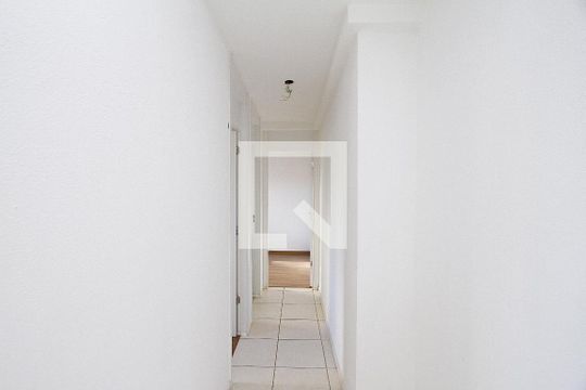 Corredor de apartamento à venda com 2 quartos, 50m² em Buritis, Belo Horizonte