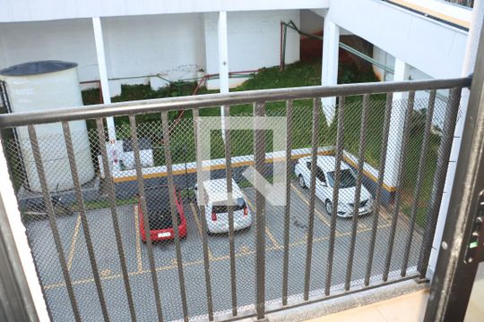 Apartamento para alugar com 2 quartos, 49m² em Jardim Pioneira, Cotia
