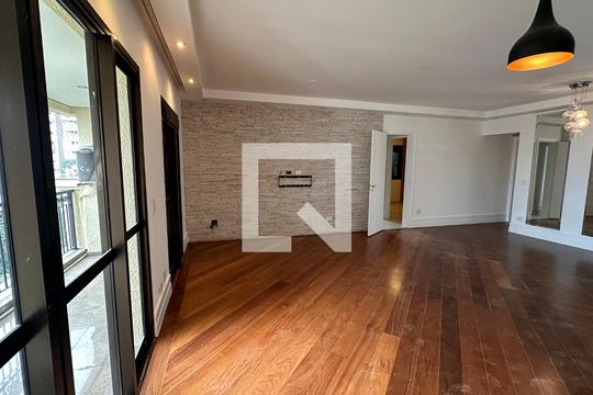 Apartamento para alugar com 3 quartos, 138m² em Brooklin, São Paulo
