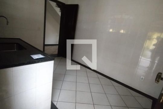 Cozinha de casa para alugar com 3 quartos, 160m² em Eldorado, Maricá