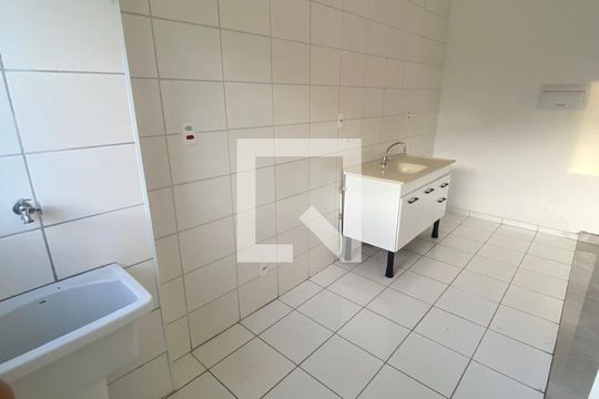 Cozinha de apartamento à venda com 2 quartos, 51m² em Loteamento Gleba A1, Sumaré