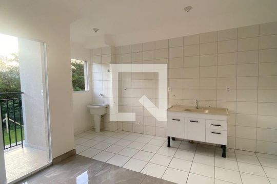 Cozinha de apartamento à venda com 2 quartos, 51m² em Loteamento Gleba A1, Sumaré