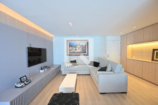 Sala de apartamento à venda com 4 quartos, 165m² em Vila Clementino, São Paulo
