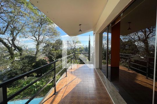 Varanda da sala de casa para alugar com 4 quartos, 600m² em Ouro Branco, Novo Hamburgo