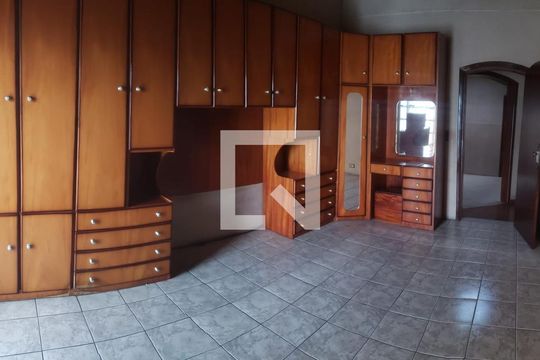 Quarto de casa à venda com 3 quartos, 280m² em Jardim Egle, São Paulo