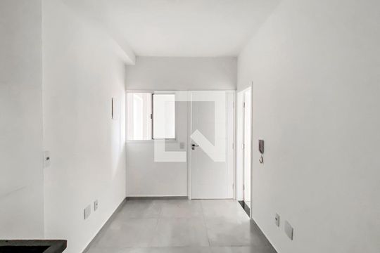 Sala de apartamento à venda com 2 quartos, 33m² em Parque Paineiras, São Paulo