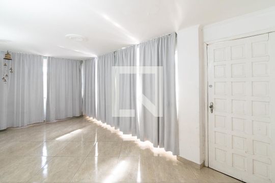 Sala 2 de casa à venda com 3 quartos, 160m² em Parque Jabaquara, São Paulo