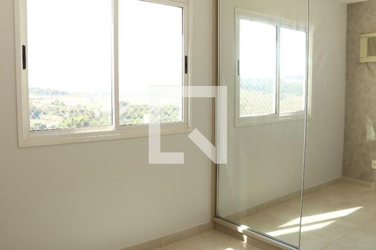 Apartamento à venda com 2 quartos, 67m² em Chácaras Alto da Glória, Goiânia