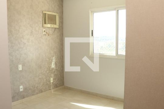 Apartamento à venda com 2 quartos, 67m² em Chácaras Alto da Glória, Goiânia