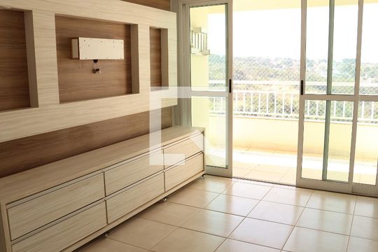 Apartamento à venda com 2 quartos, 67m² em Chácaras Alto da Glória, Goiânia
