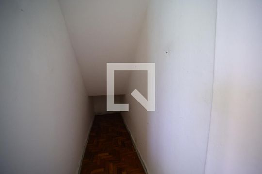 Despensa de casa para alugar com 2 quartos, 80m² em Parque Boturussu, São Paulo