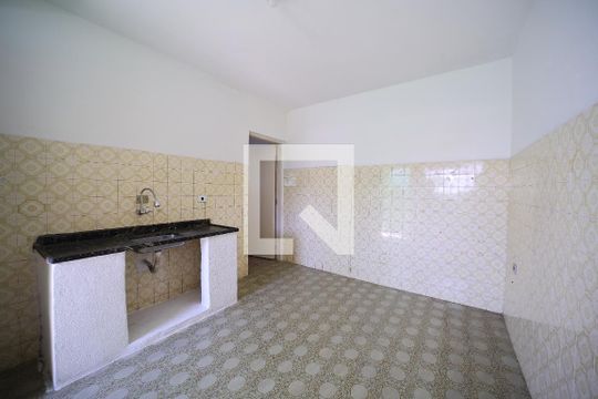 Cozinha de casa para alugar com 2 quartos, 80m² em Parque Boturussu, São Paulo