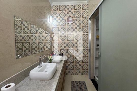 Casa à venda com 6 quartos, 283m² em Jaqueline, Belo Horizonte