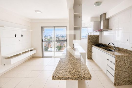 Sala/Cozinha de apartamento para alugar com 2 quartos, 61m² em Vila Froes, Goiânia