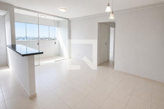 Sala/cozinha de apartamento para alugar com 2 quartos, 55m² em Jardim das Esmeraldas, Goiânia