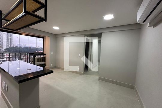 Sala de apartamento para alugar com 2 quartos, 58m² em Nova Aldeinha, Barueri