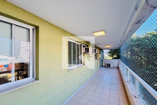 Apartamento para alugar com 3 quartos, 135m² em Botafogo, Rio de Janeiro