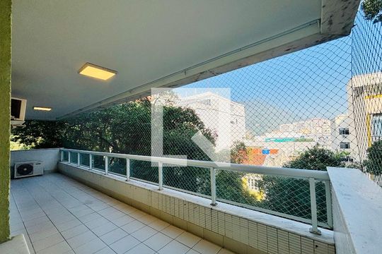 Apartamento para alugar com 3 quartos, 135m² em Botafogo, Rio de Janeiro
