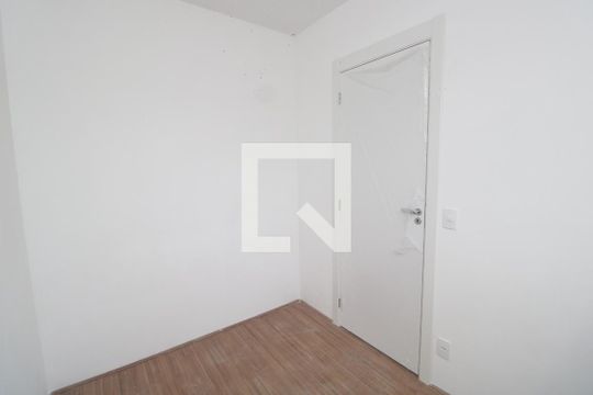 Quarto 1 de apartamento para alugar com 2 quartos, 35m² em Santa Maria, Santo André