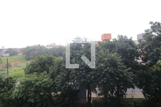 Vista da Sala de apartamento para alugar com 2 quartos, 35m² em Santa Maria, Santo André