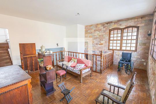 Sala 01 de casa à venda com 5 quartos, 232m² em Renascença, Belo Horizonte