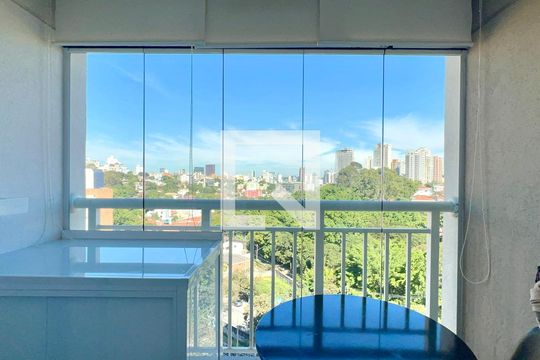 Varanda de kitnet/studio à venda com 1 quarto, 30m² em Alto de Pinheiros, São Paulo