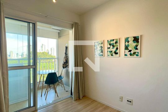 Sala de kitnet/studio à venda com 1 quarto, 30m² em Alto de Pinheiros, São Paulo