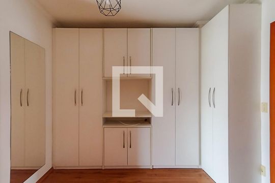 Casa para alugar com 2 quartos, 100m² em Guarujá, Porto Alegre