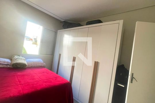 Quarto 1 de apartamento para alugar com 2 quartos, 42m² em Jardim Central, Cotia