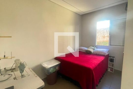 Quarto 1 de apartamento para alugar com 2 quartos, 42m² em Jardim Central, Cotia