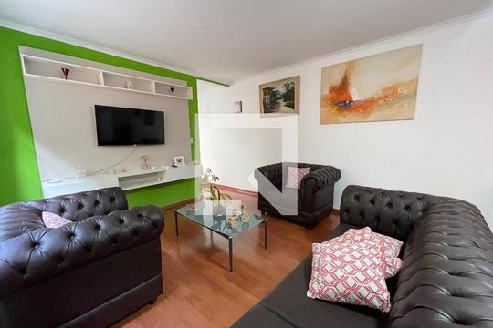 Sala de casa para alugar com 3 quartos, 186m² em Jaguaré, São Paulo