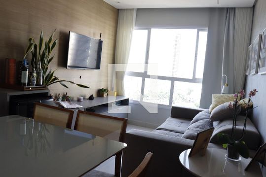 Apartamento à venda com 3 quartos, 98m² em Setor Bueno, Goiânia