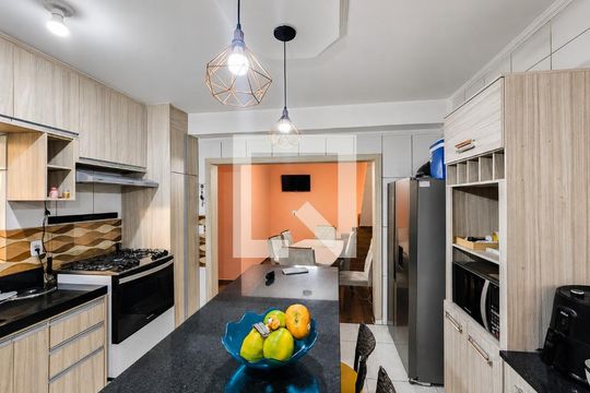 Cozinha de casa para alugar com 4 quartos, 186m² em Vila Francisca, Campinas