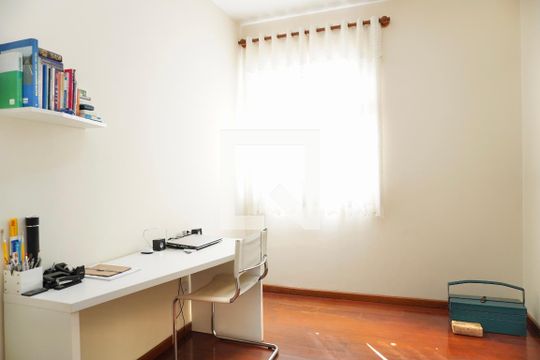 Quarto 1 de apartamento à venda com 3 quartos, 174m² em Floresta, Belo Horizonte