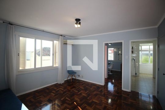 Sala de apartamento à venda com 3 quartos, 78m² em São Geraldo, Porto Alegre