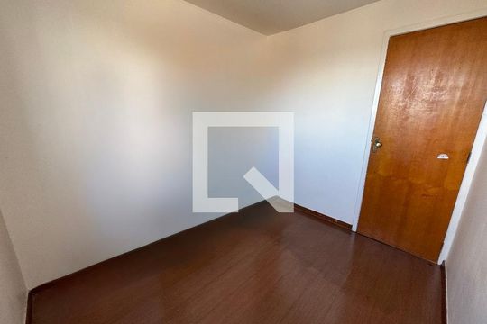 Quarto 1 de apartamento à venda com 1 quarto, 44m² em Guará I, Brasília