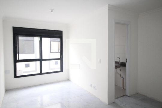 Kitnet de kitnet/studio à venda com 0 quarto, 10m² em Lomba do Pinheiro, Porto Alegre