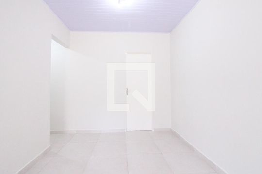 Casa à venda com 3 quartos, 140m² em Vila Ema, São Paulo