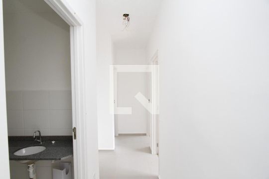 Corredor de apartamento à venda com 3 quartos, 67m² em Palmeiras, Belo Horizonte