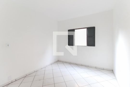 Quarto 1 de apartamento para alugar com 2 quartos, 50m² em Jardim Mirai, Itaquaquecetuba