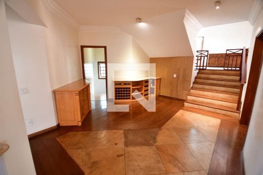 Sala de casa para alugar com 4 quartos, 515m² em Parque Taquaral, Campinas