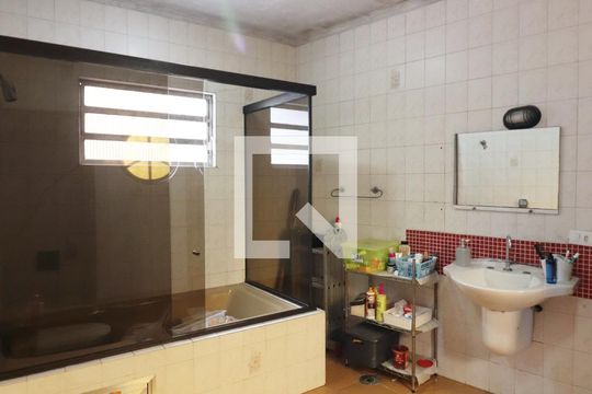 Quarto 1 - Suíte Banheiro  de casa à venda com 3 quartos, 180m² em Baeta Neves, São Bernardo do Campo