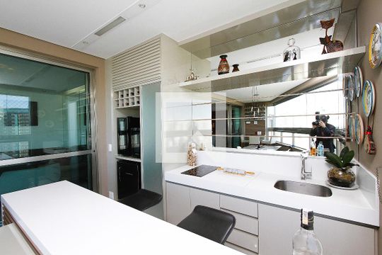 Varanda da Sala de apartamento para alugar com 4 quartos, 183m² em Belvedere, Belo Horizonte