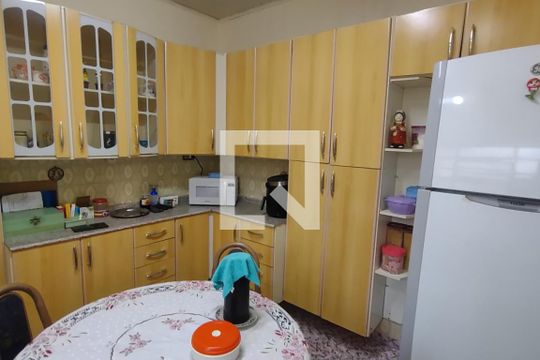 Cozinha de casa à venda com 2 quartos, 104m² em Osvaldo Cruz, São Caetano do Sul