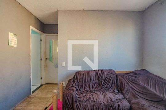Apartamento para alugar com 2 quartos, 42m² em Rubem Berta, Porto Alegre