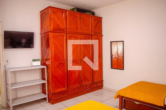 Casa de Condomínio para alugar com 1 quarto, 40m² em Setor Aeroporto, Goiânia